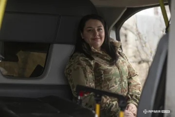 «Повертаємо з того світу»: медики 43 бригади на передовій проводять унікальні операції на серці