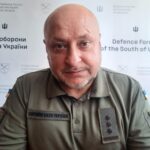«Намагаються стерти з лиця землі»: на Півдні окупанти з повітря знищують Гуляйполе