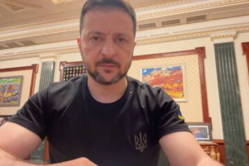 Ми працюємо над абсолютною стабільністю у грошовому забезпеченні наших воїнів — Президент