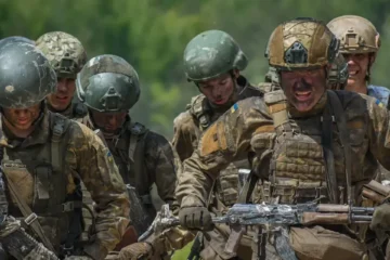 В Україні буде ліквідована загальновійськова підготовка, яка мала запрацювати з 1 вересня, — законопроєкт