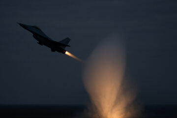 Як пілот F-16 врятував оточених спецпризначенців акустичним ударом: унікальна історія креативного застосування винищувача