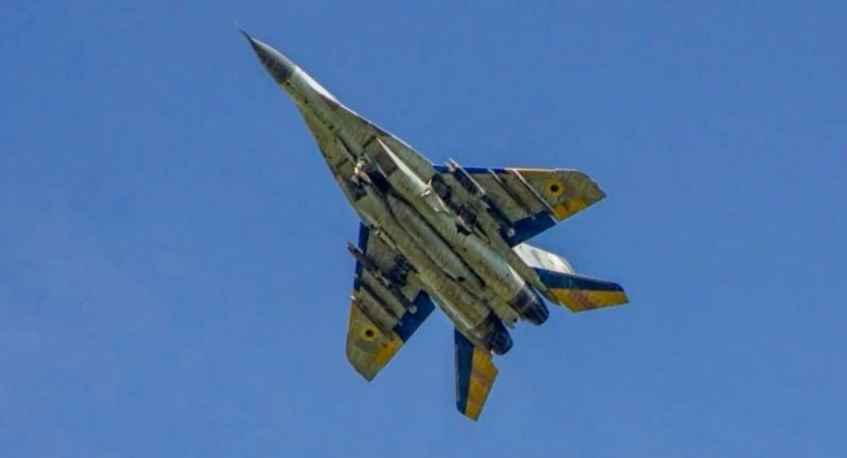 МіГ-29 Повітряних Сил ЗСУ з бомбами GBU-39
