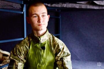 «Я не хотів чекати, поки хтось інший захищатиме мою країну»: історія 18-річного добровольця