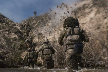 Наші воїни зупинили 164 атаки росіян на фронті: складна ситуація на Покровському напрямку