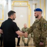 Витягнув п’ятьох з вогню: нацгвардієць «Морпіх» отримав звання Героя України