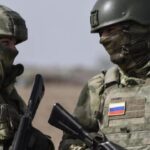 «Купи собі квиток на кобзона сам»: російські командири примушують своїх бійців купувати собі мотоцикли для штурмів