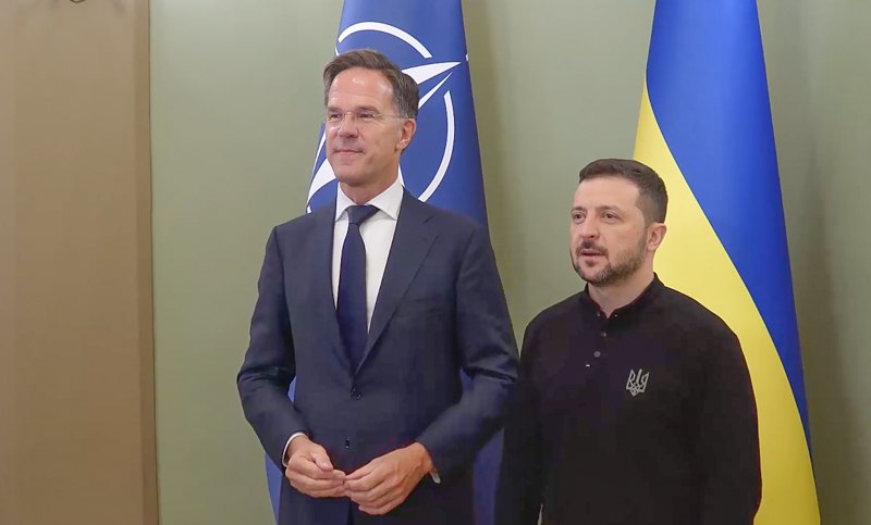 Генсек НАТО Марк Рютте та президент Володимир Зеленський