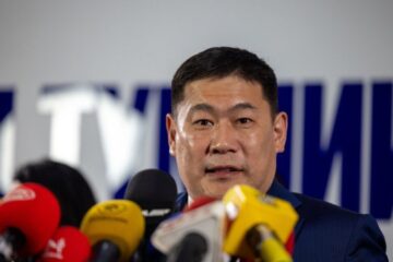 Прем’єр-міністр Монголії йде з посади, не отримавши підтримки під час вотуму довіри