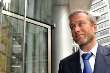 Уряд Великобританії готовий судитися з Абрамовичем, аби передати Україні кошти від продажу  ФК “Челсі”, – The Guardian
