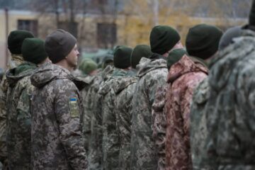 Рада підтримала в першому читанні законопроєкт про добровільну мобілізацію українців від 60 років