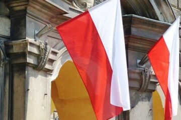 У Польщі на кордоні з Україною виявили контейнери з ППО і боєприпасами