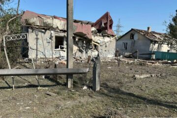 Ворожа авіація скинула п’ять КАБів на Дергачівську громаду Харківщини