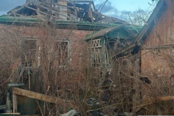 Троє людей поранені внаслідок російських ударів по Харківщині