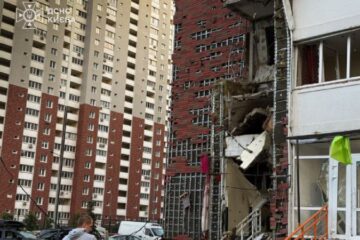 Зеленський: замість припинення вогню – масовані удари. Росіяни вночі застосували 315 дронів та 7 ракет