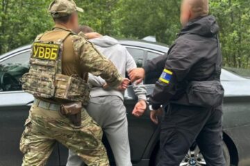 На Волині затримали двох переправників, які напали на правоохоронців