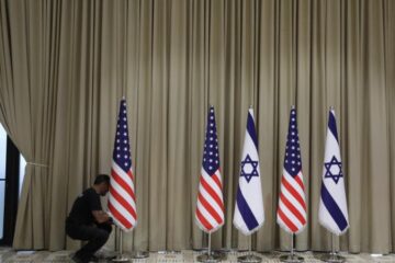 Посольство США попередило своїх громадян, що не допомагатиме їм виїхати з Ізраїлю