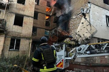 Зеленський: РФ вночі застосувала понад 440 дронів і 32 ракети