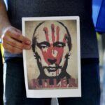 У Швеції на торгове представництво Росії з дрона скинули банку з фарбою
