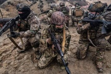 Ветерани війни викладатимуть предмет «Захист України». Мінветеранів і Міносвіти підписали спільний указ