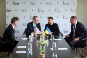 Володимир Зеленський скоординував з прем’єром Великобританії Стармером позиції для досягнення справедливого й тривалого миру
