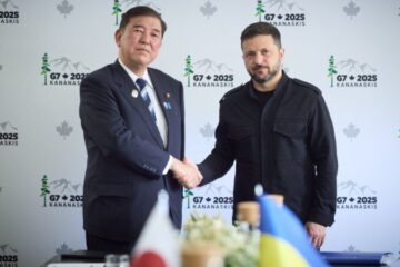 Зеленський обговорив з прем’єром Японії співпрацю Росії з Північною Кореєю та Іраном