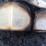 Знищені десятки тисяч книг: унаслідок російського удару по Києву згорів склад видавництва