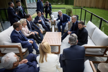 Зеленський підбив підсумки саміту G7: лідери “рішуче налаштовані розглянути всі варіанти посилення тиску”