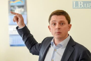 Нардеп Олесь Довгий складає депутатські повноваження