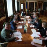 Зеленський розпорядився посилити тиск на тіньовий флот РФ і синхронізувати санкції України та партнерів