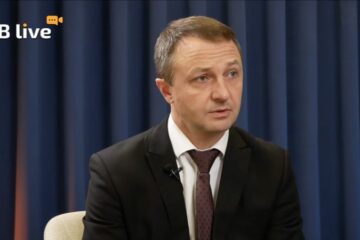 ​Культурна спільнота закликає уряд переобрати Кременя на посаду мовного омбудсмана