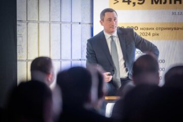 Шмигаль обіцяє повернення Чернишова з-за кордону до кінця цього тижня