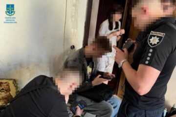 У Львові директора благодійного фонду запідозрили в обмані військових на 1,3 млн гривень
