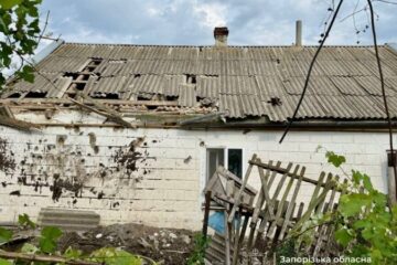 Упродовж доби росіяни понад 340 разів атакували Запорізьку область, є поранені