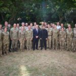 Зеленський та Стармер зустрілись з українськими бійцями, які проходять підготовку у Великобританії