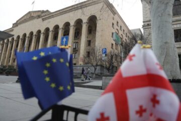 Трьох грузинських опозиціонерів посадили за ґрати