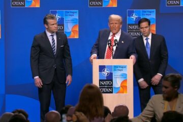 Трамп заявив, що хоче «вирішити» війну між Україною та Росією і вважає Путіна «введеним в оману»