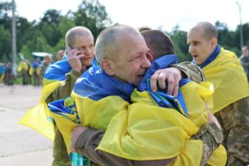 Зеленський повідомив про черговий обмін полоненими: додому повернулися воїни ЗСУ, Нацгвардії, ДПСУ