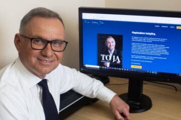 Президент Польщі написав книгу під назвою “Це я, Анджей Дуда”