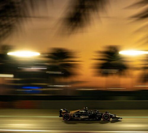 Ідеальні перегони: “F1” Джозефа Косинські