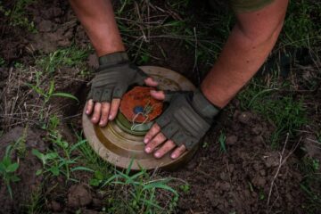 Балтійські країни повідомили ООН про вихід із договору про заборону протипіхотних мін