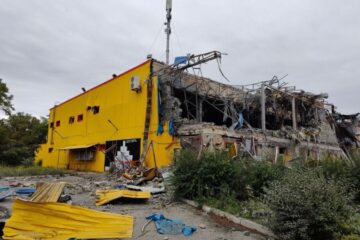 Росіяни вбили та поранили чотирьох мирних мешканців Донеччини