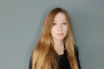 Вікторія Амеліна посмертно отримала премію Орвела за книгу про жінок, які фіксують злочини РФ