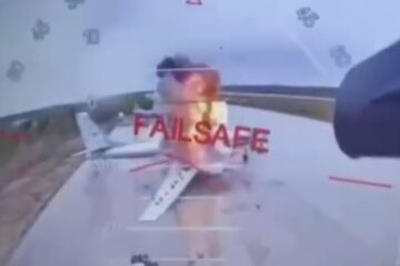 Були захищені покришками — з’явилися перші кадри з ураженням ворожих літаків на авіабазі «Бєлая»