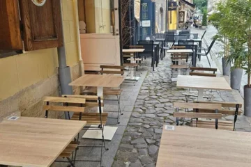 Кафе з японською кухнею Tomoshibi в центрі Львові