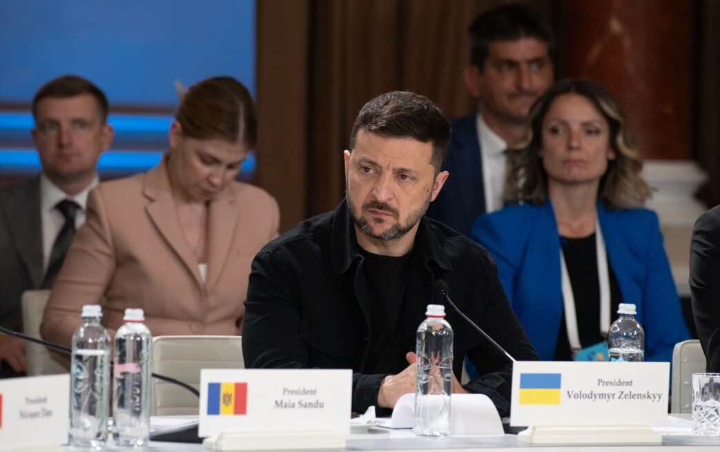Україна розробляє нові дрони-перехоплювачі для захисту енергетики — Володимир Зеленський