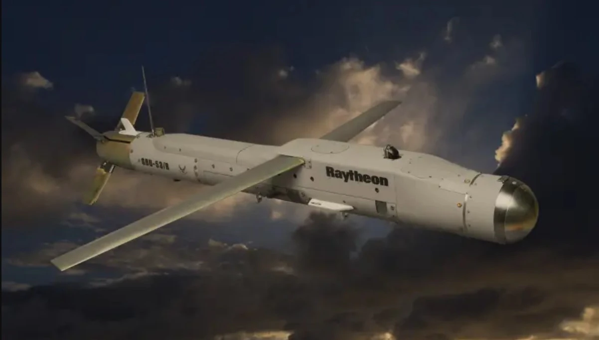Авіабомба GBU-53/B StormBreaker у польотній конфігурації. Візуалізація Raytheon