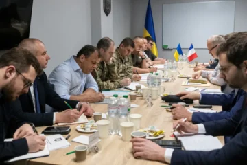 Франція та Україна погоджують шляхи фінансування закупівлі озброєння для українських Сил оборони