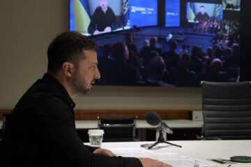«Москва одразу зазвучить миролюбно» — Президент пояснив, як змусити рф припинити вогонь