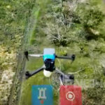 «Вирубає» ворожі дрони ударом корпусу: звичайний «Мавік» став зброєю для повітряного бою