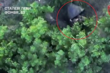 «Сам заліз до чорного пакету» — українські бійці помітили на фронті «зразкового» росіянина